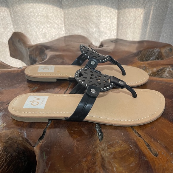Dolce Vita Sandals - Picture 4 of 6